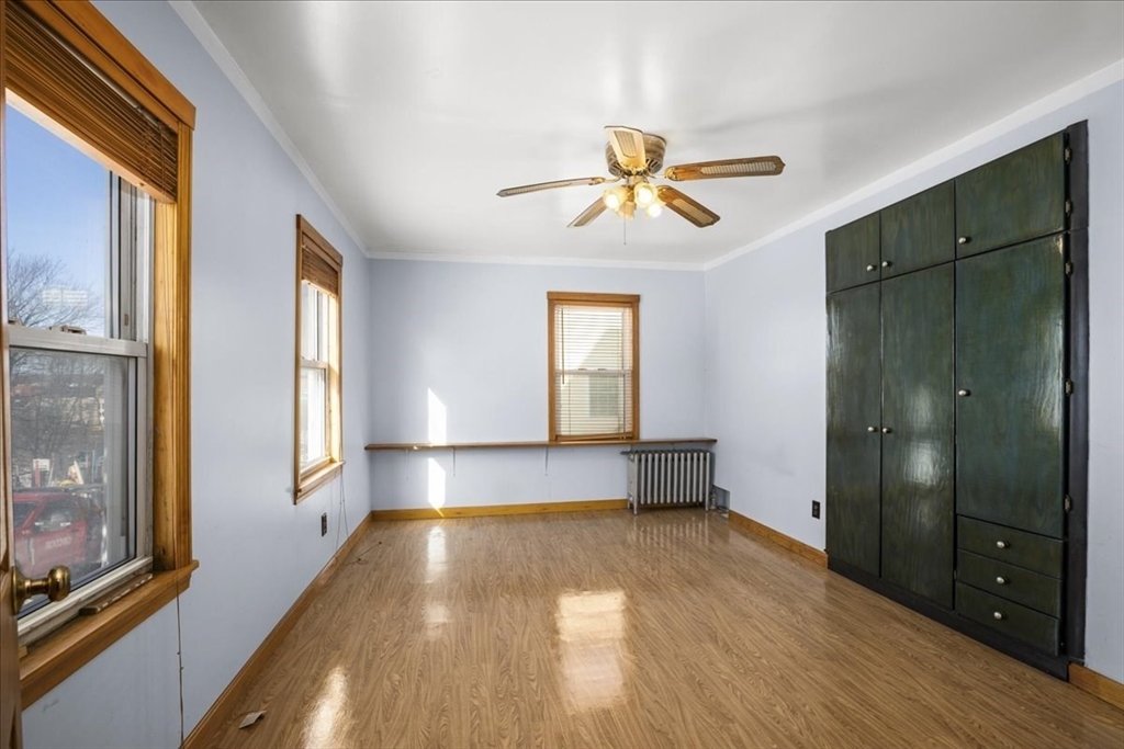 52 Harrison Street Worcester, MA 01604 - Photo 23 of 38