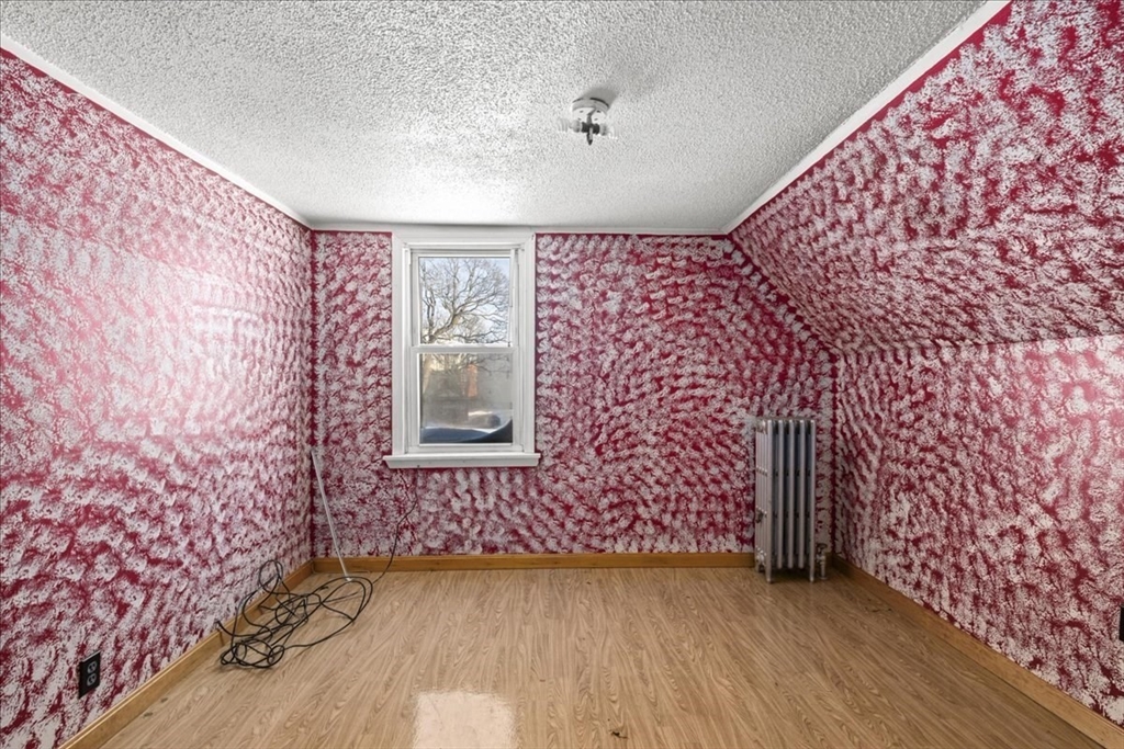 52 Harrison Street Worcester, MA 01604 - Photo 32 of 38