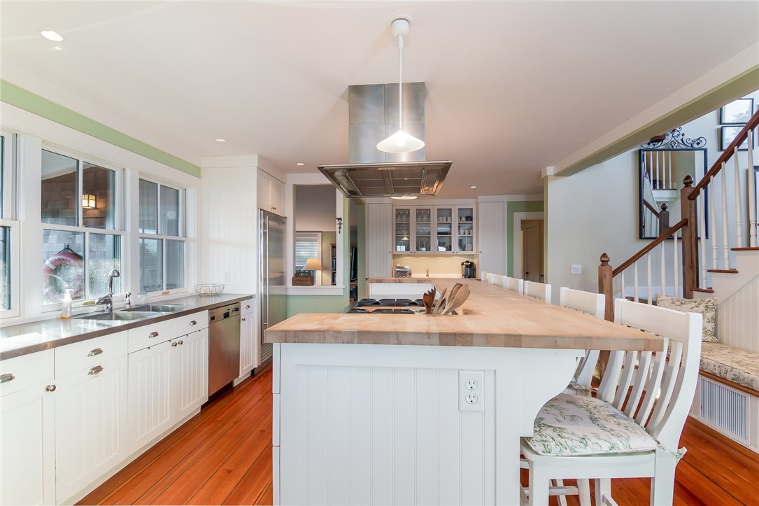 30 Bay View Drive Jamestown, RI 02835 - Photo 11 of 39