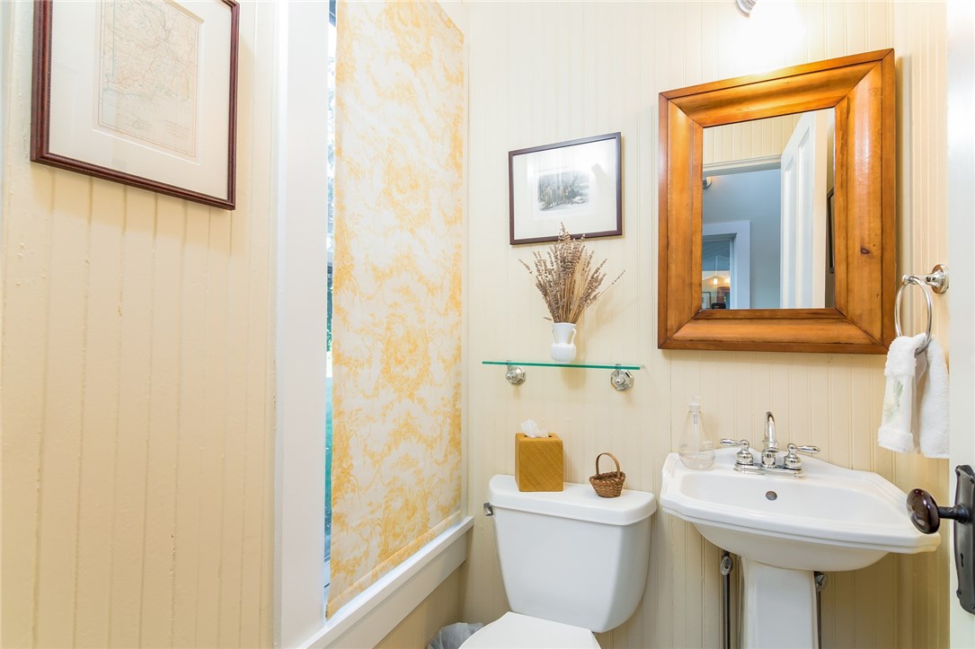 30 Bay View Drive Jamestown, RI 02835 - Photo 15 of 39