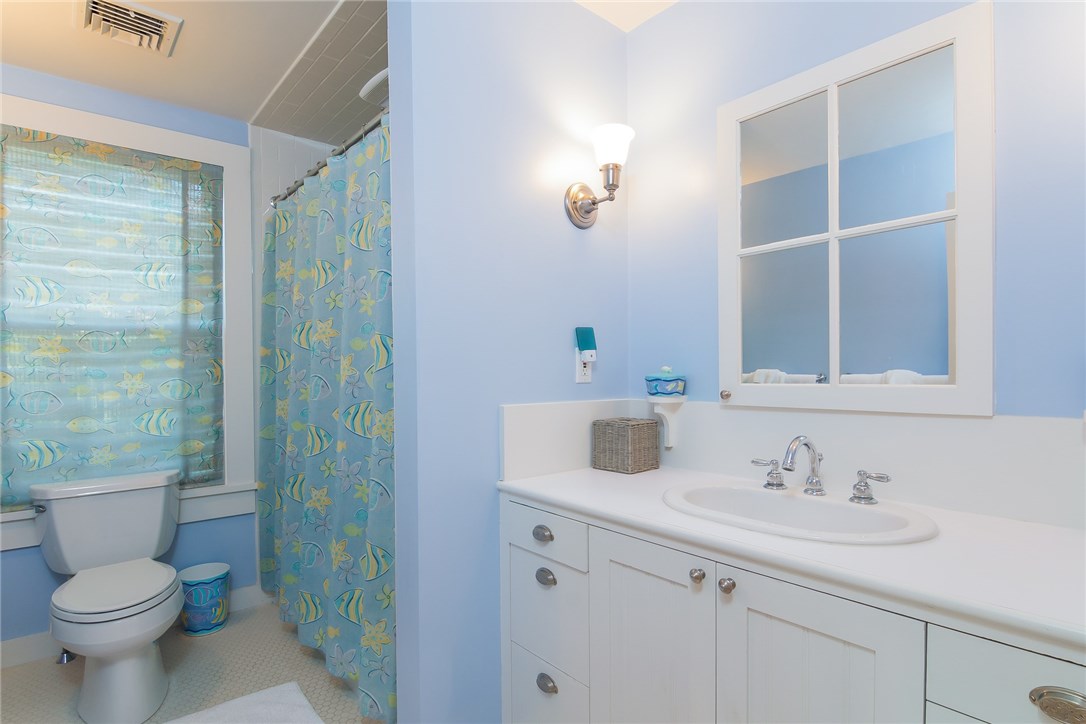 30 Bay View Drive Jamestown, RI 02835 - Photo 23 of 39