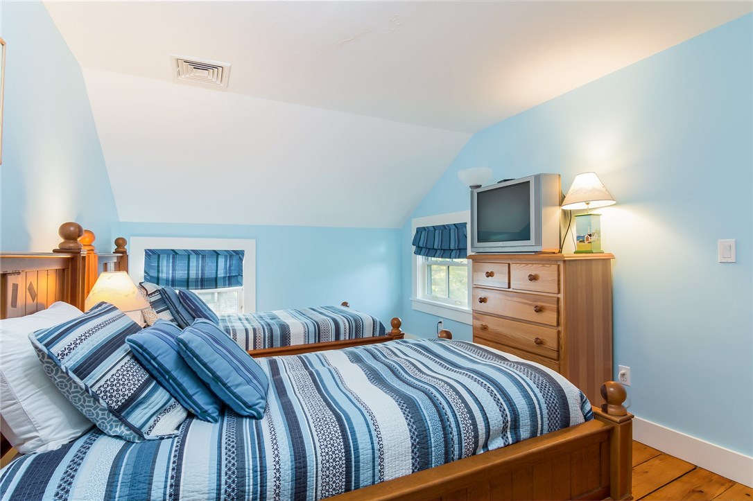 30 Bay View Drive Jamestown, RI 02835 - Photo 26 of 39