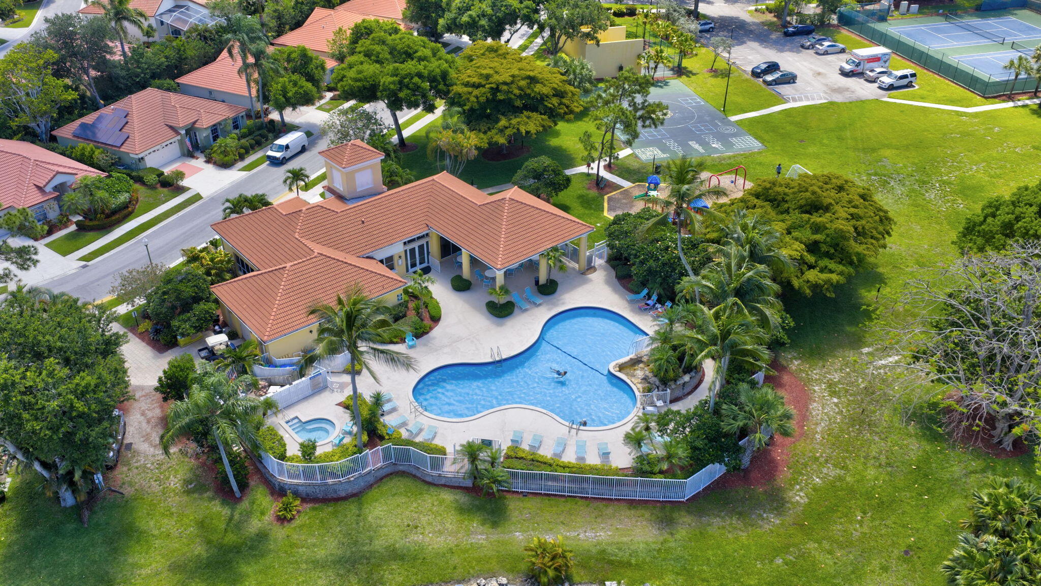 2097 Bonisle Circle Riviera Beach, FL 33418 - Photo 32 of 35 Clubhouse and Pool