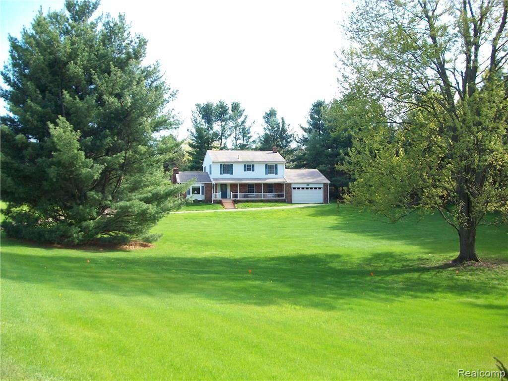 420 Mack Road Leonard, MI 48367 - Photo 33 of 37 100_2415.JPG