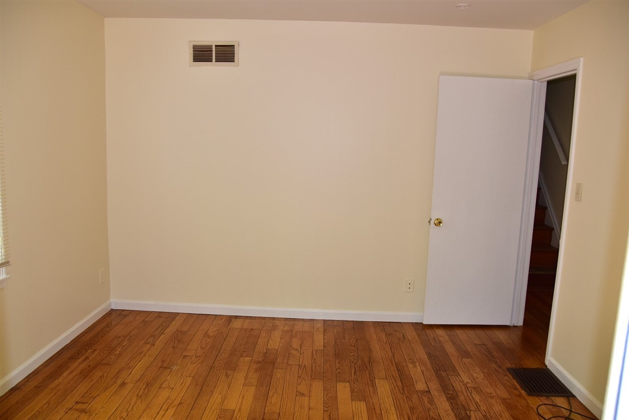 160 Pleasant Ridge Avenue Fort Mitchell, KY 41017 - Photo 6 of 30 Gallery Image 6