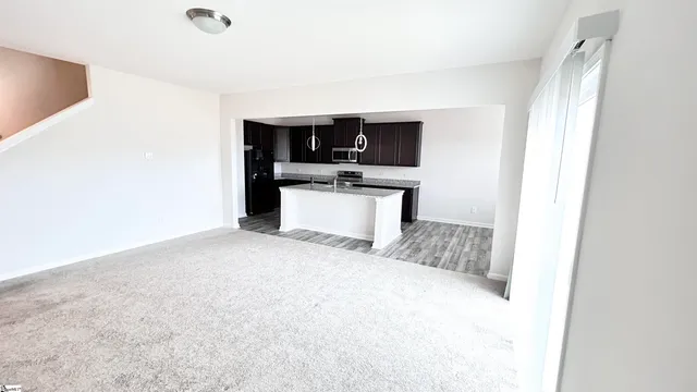 $1,850 | 16 Corsica Court, Simpsonville, SC 29681