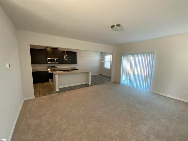 $1,850 | 16 Corsica Court, Simpsonville, SC 29681