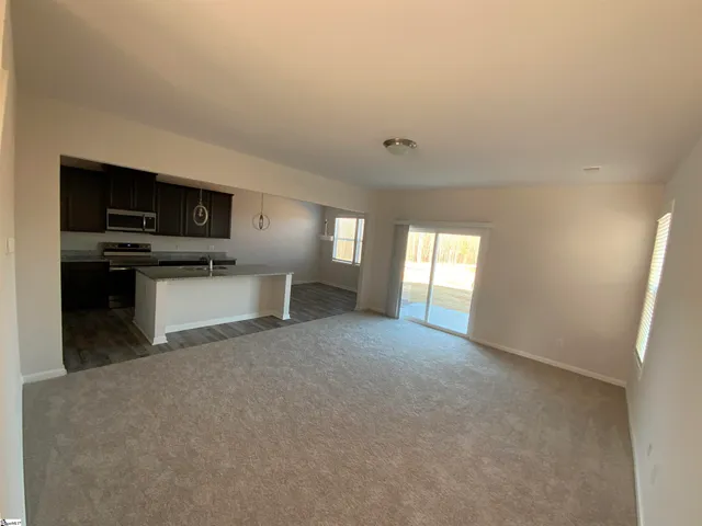 $1,850 | 16 Corsica Court, Simpsonville, SC 29681