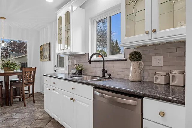 $470,000 | 5543 Bellingham Way, Orangevale, CA 95662