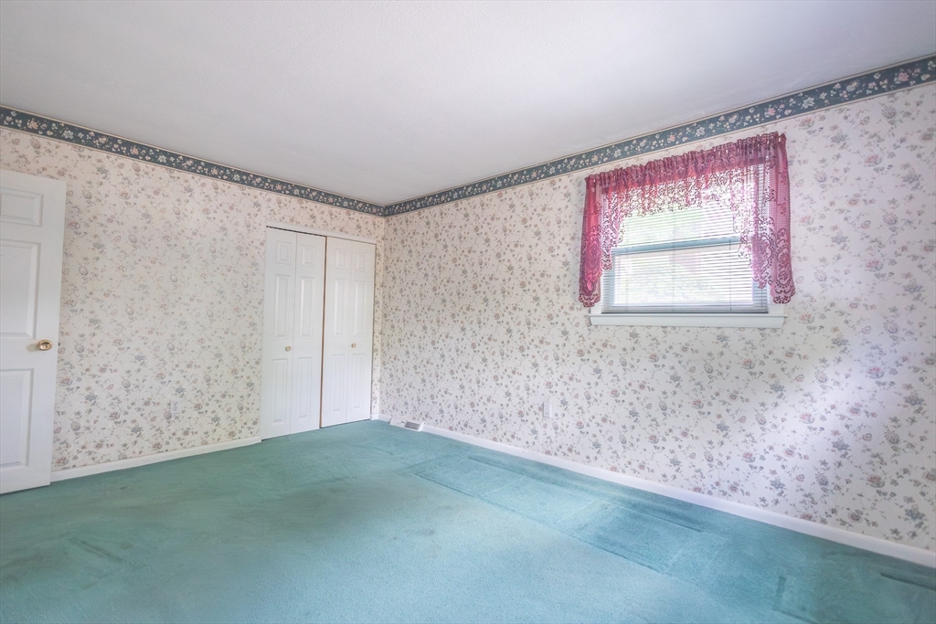 25 Windward Road Lowell, MA 01852 - Photo 13 of 31 Gallery Image 13