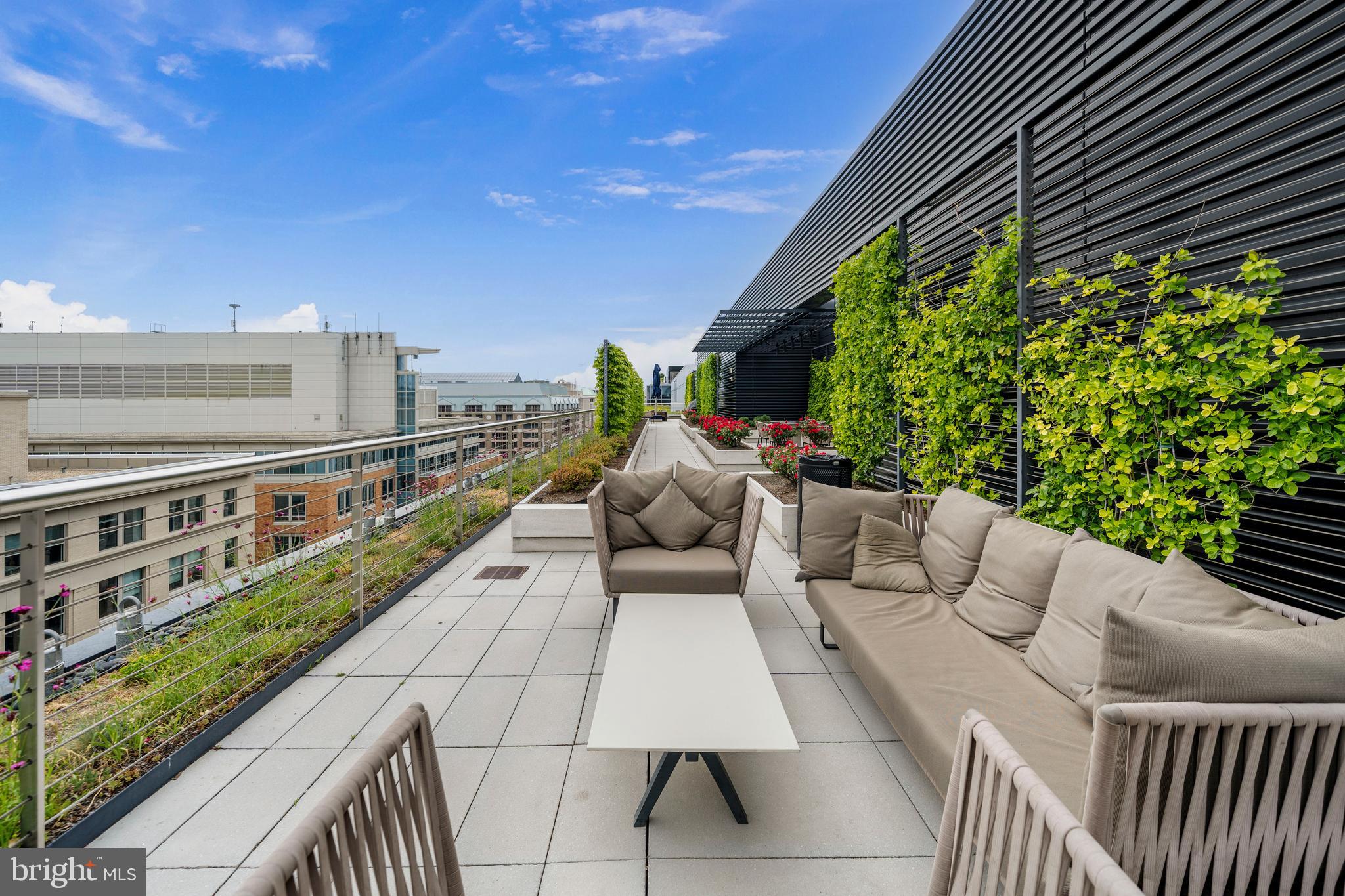 925 H Street Northwest, Unit 315 Washington, DC 20001 - Photo 40 of 46