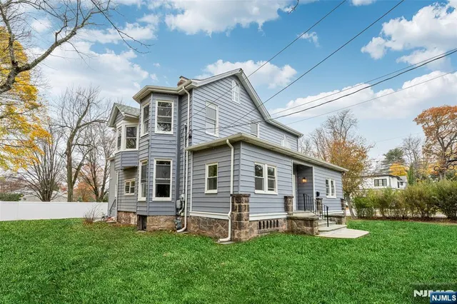 $8,985 | 684 Closter Dock Road, Closter, NJ 07624