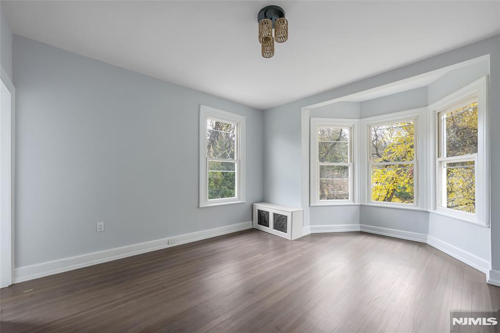 684 Closter Dock Road Closter, NJ 07624 - Photo 6 of 11