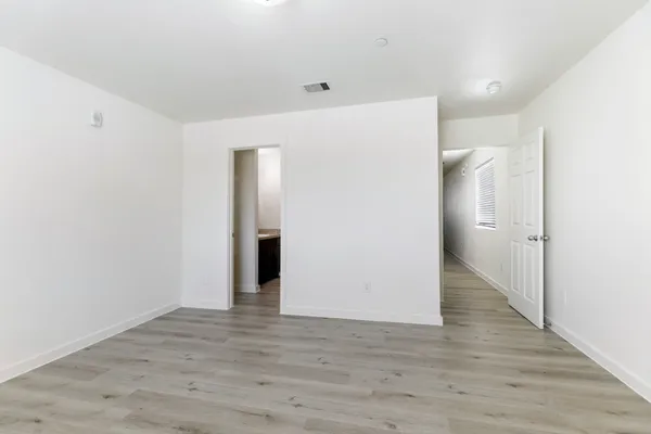 $1,950 | 21155 Gosling Road, Unit 18G, Spring, TX 77388