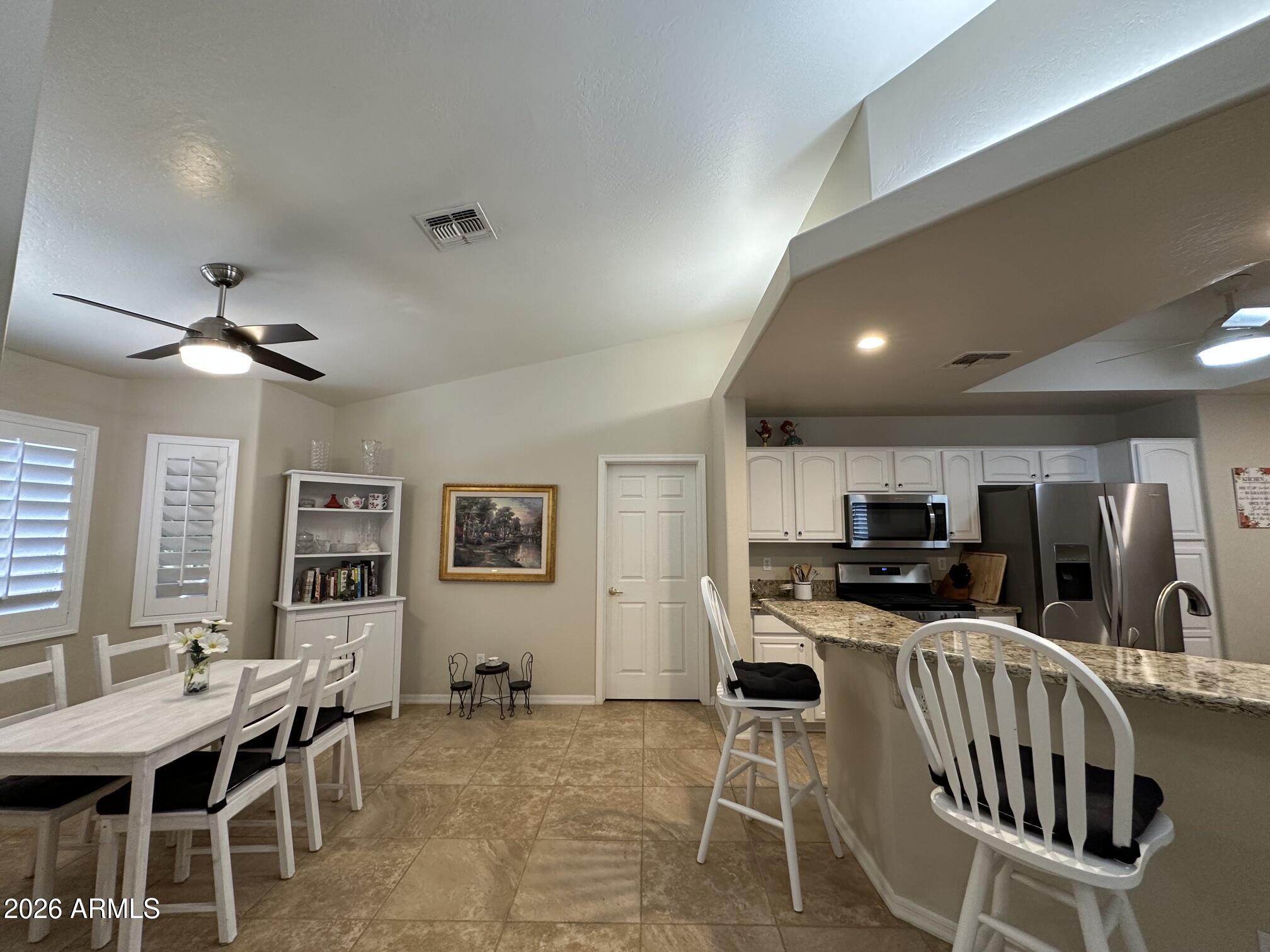 4202 East Broadway Road, Unit 17 Mesa, AZ 85206 - Photo 8 of 53 IMG_8963