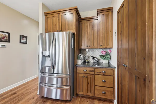 $735,000 | 5231 Northwest Valencia Road, Silver Lake, KS 66539