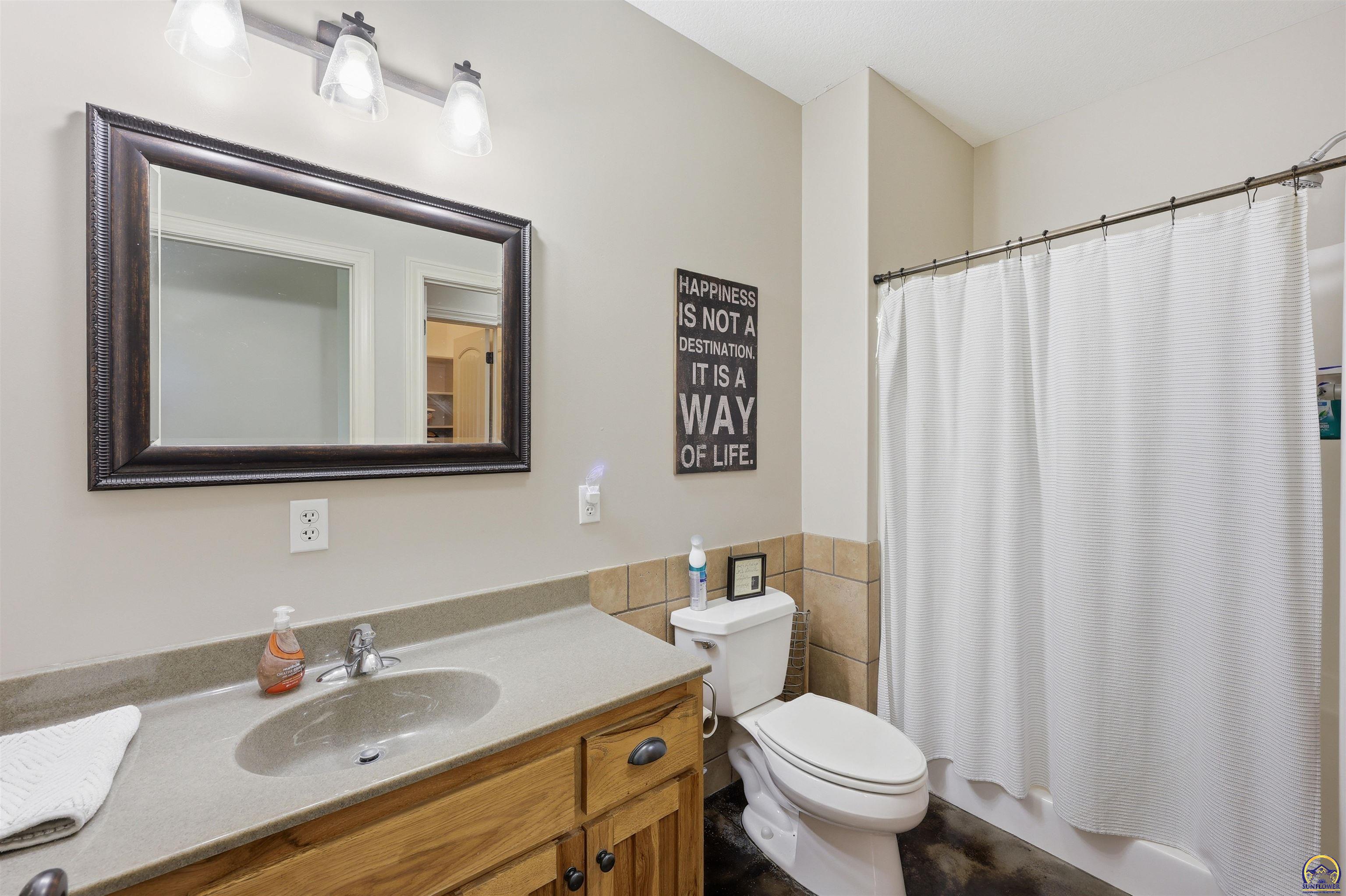 5231 Northwest Valencia Road Silver Lake, KS 66539 - Photo 34 of 65