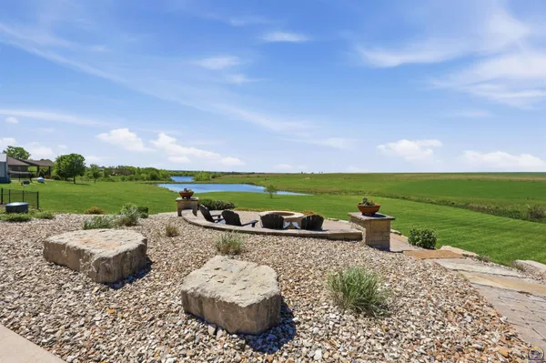 $735,000 | 5231 Northwest Valencia Road, Silver Lake, KS 66539