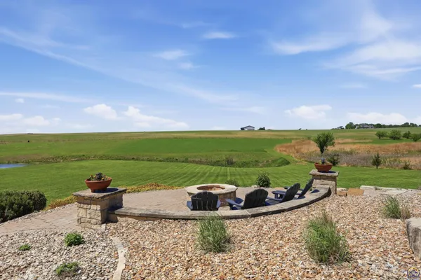 $735,000 | 5231 Northwest Valencia Road, Silver Lake, KS 66539