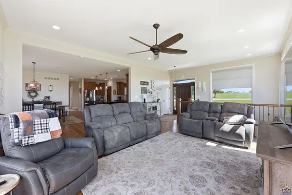 $735,000 | 5231 Northwest Valencia Road, Silver Lake, KS 66539