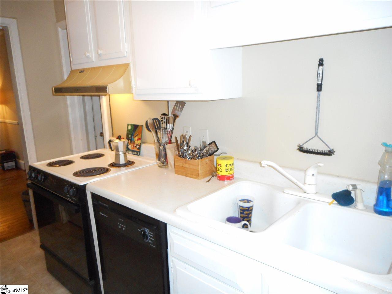 600 University Ridge, Unit 16 Greenville, SC 29601 - Photo 6 of 12 Gallery Image 6