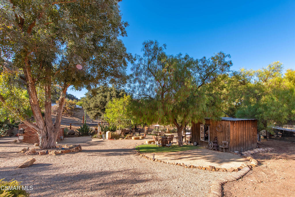 356 East Carlisle Road Thousand Oaks, CA 91361 - Photo 63 of 74