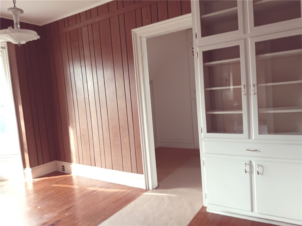 44 Elm Street Oneonta, NY 13820 - Photo 18 of 49