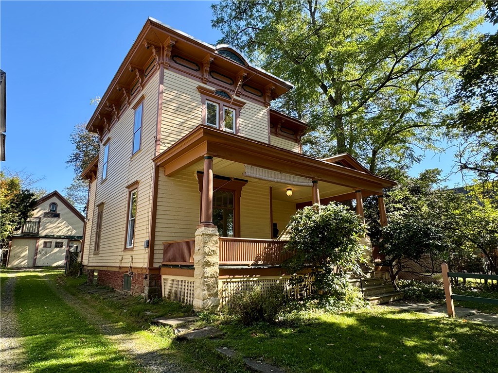 44 Elm Street Oneonta, NY 13820 - Photo 3 of 49