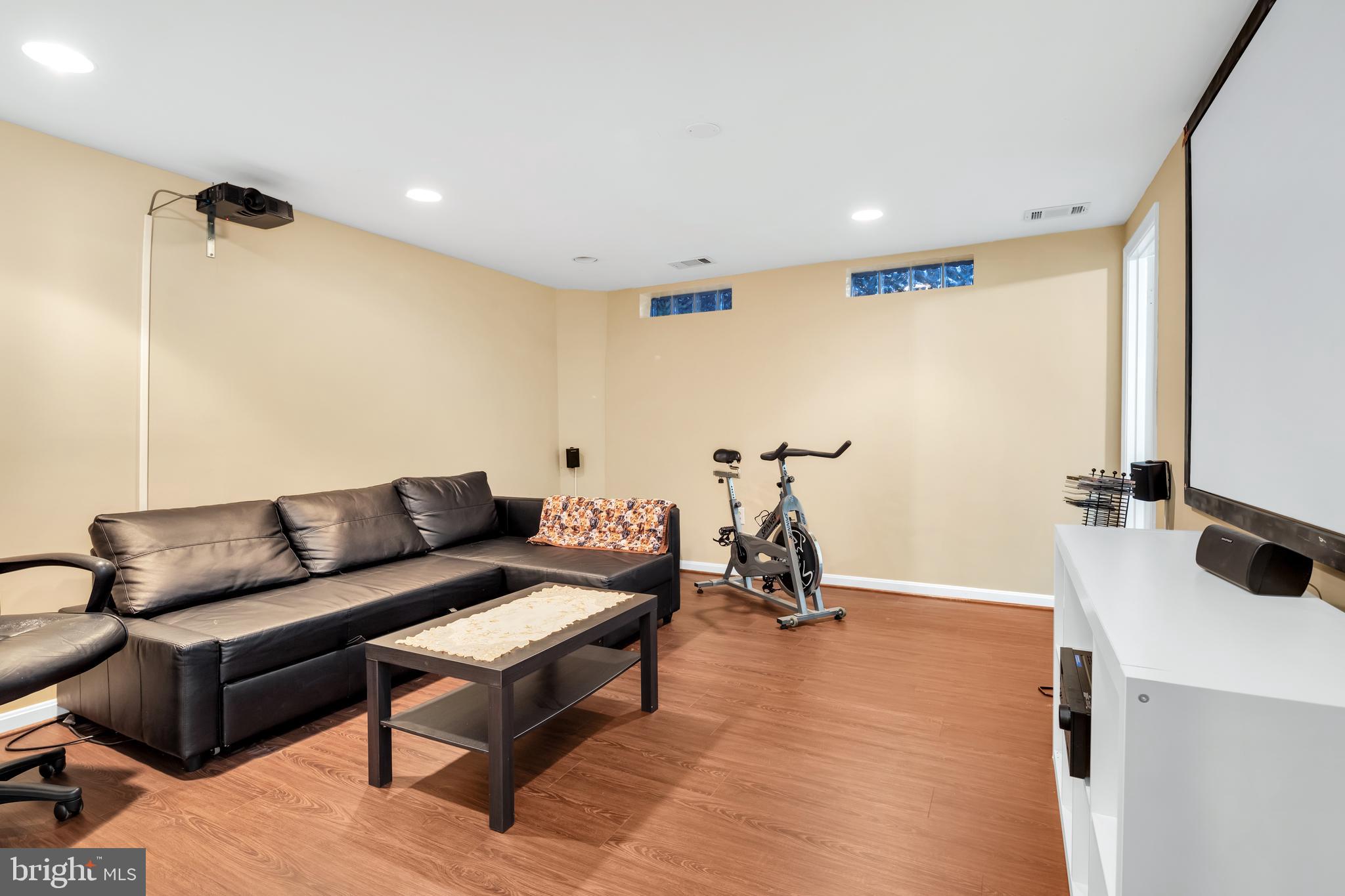 2188 Greenkeepers Court Reston, VA 20191 - Photo 21 of 30 Gallery Image 21