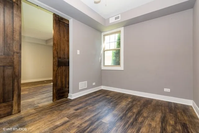 $1,975 | 6527 North Seeley Avenue, Unit 1W, Chicago, IL 60645