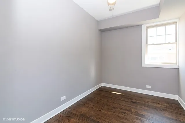 $1,975 | 6527 North Seeley Avenue, Unit 1W, Chicago, IL 60645