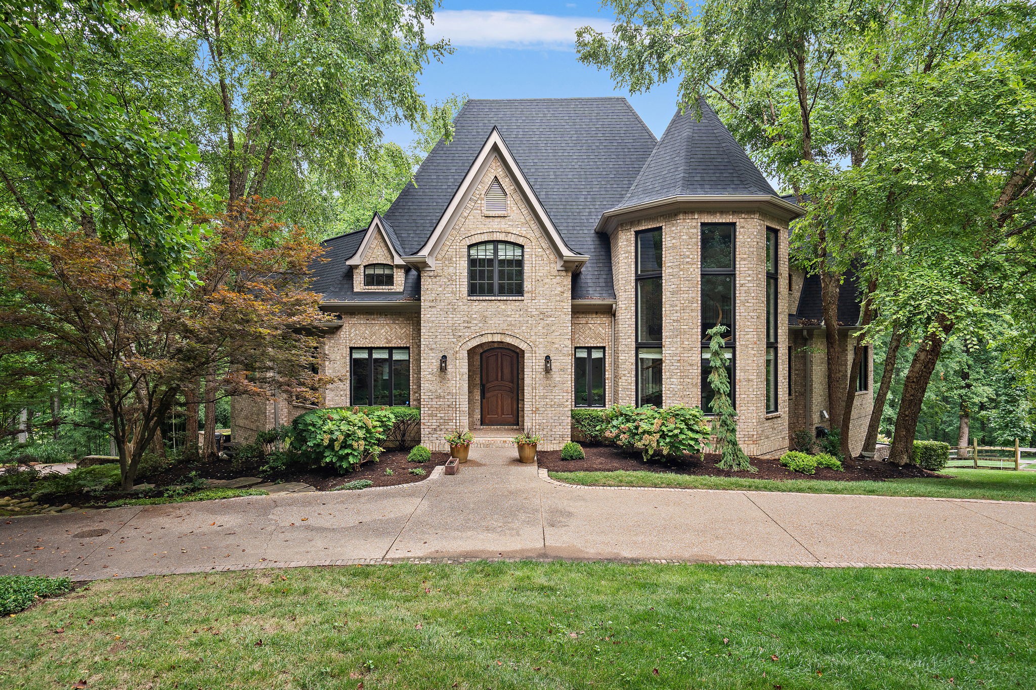 4646 Heath Road Nashville, TN 37221 - Photo 1 of 70 Gallery Image 1