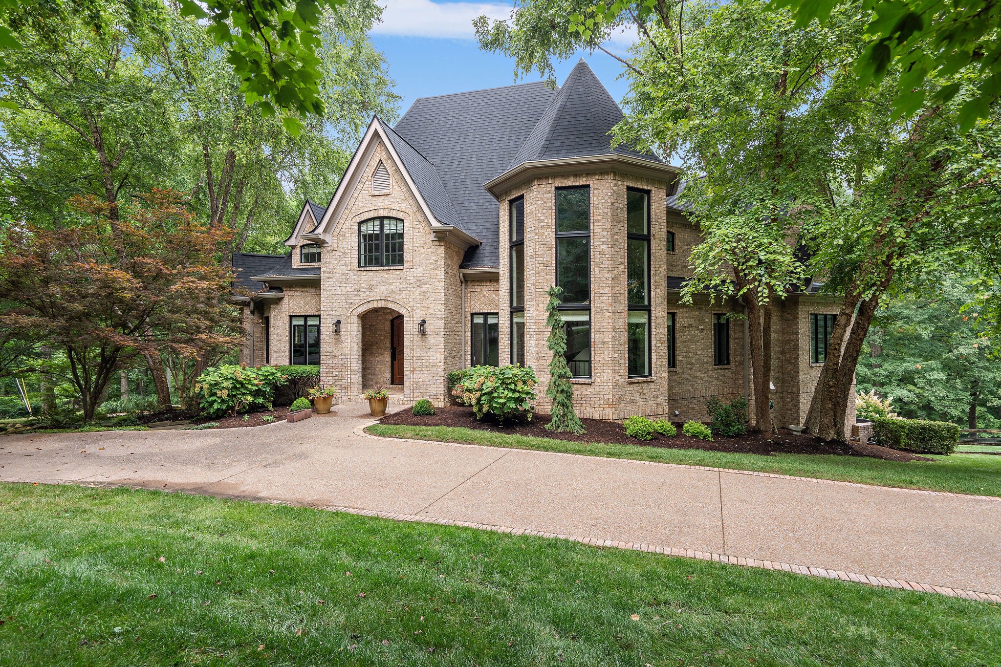 4646 Heath Road Nashville, TN 37221 - Photo 2 of 70 Gallery Image 2