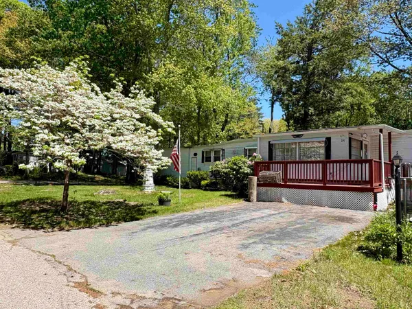 $159,900 | 29 Brown Avenue, Seabrook, NH 03874