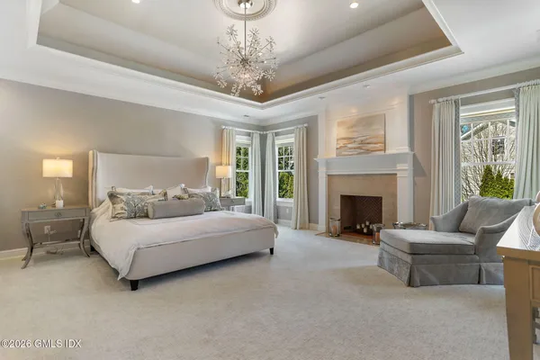 $5,995,000 | 1 Bramble Lane, Riverside, CT 06878