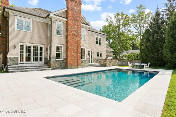 $5,995,000 | 1 Bramble Lane, Riverside, CT 06878