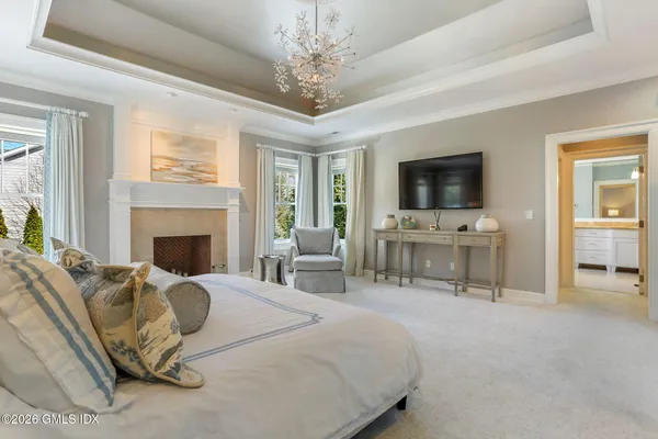 $5,995,000 | 1 Bramble Lane, Riverside, CT 06878