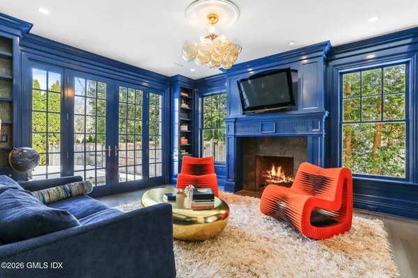 $5,995,000 | 1 Bramble Lane, Riverside, CT 06878