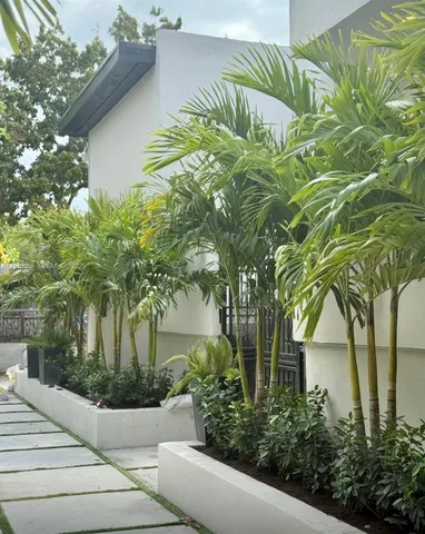 $1,650 | 7521 Northeast 2nd Court, Unit 4, Miami, FL 33138