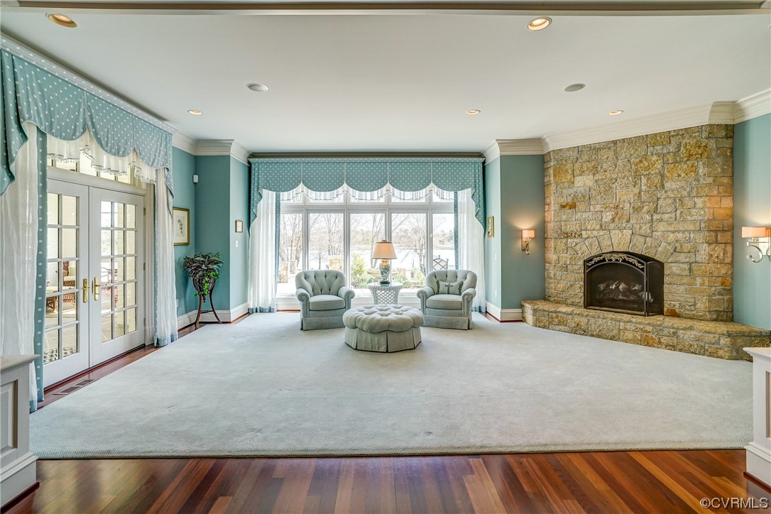 501 Rivergate Drive Henrico, VA 23238 - Photo 14 of 50 a living room with furniture and a fireplace
