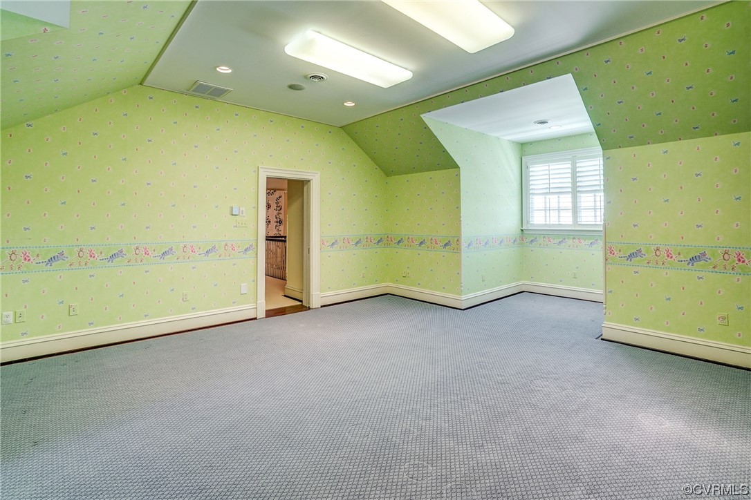 501 Rivergate Drive Henrico, VA 23238 - Photo 27 of 50 an empty room with windows