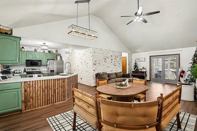 $320,000 | 5560 Red Arrow Highway, Coloma, MI 49038