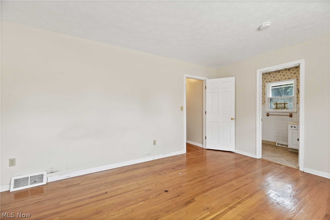 32325 Center Ridge Road North Ridgeville, OH 44039 - Photo 18 of 21 Gallery Image 18