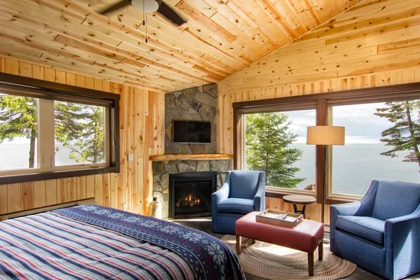 $235,000 | 540 Old North Shore Road, Two Harbors, MN 55616