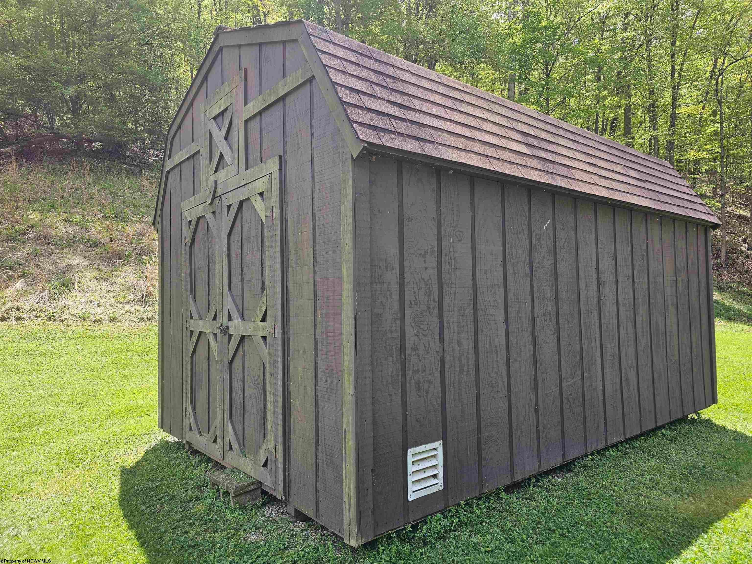 1368 Redlick Run Road New Milton, WV 26411 - Photo 27 of 33 Gallery Image 27