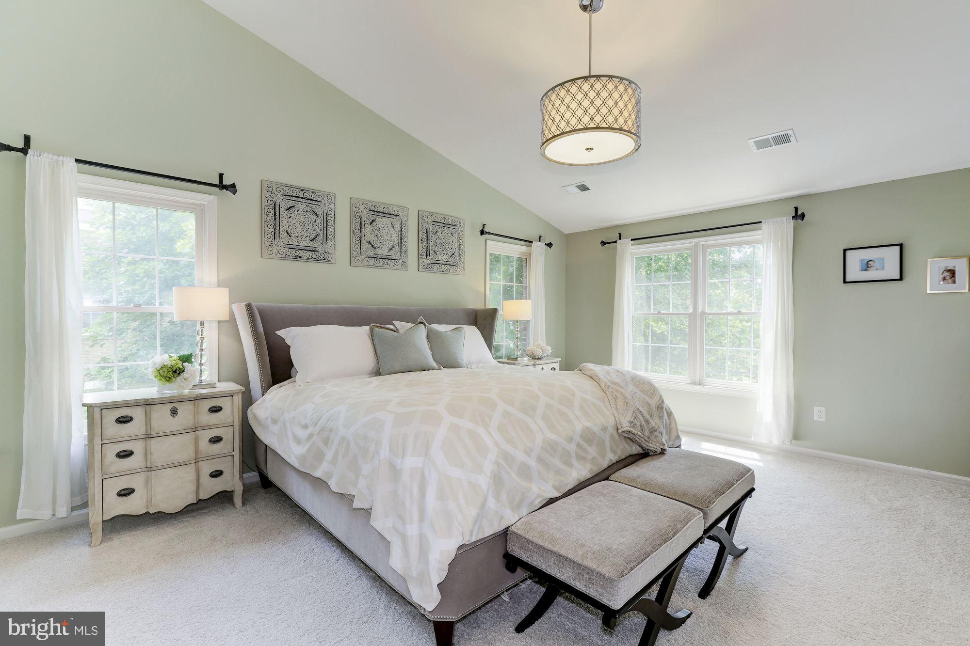 8532 Bells Ridge Terrace Potomac, MD 20854 - Photo 18 of 32 Upper Level - Master Bedroom