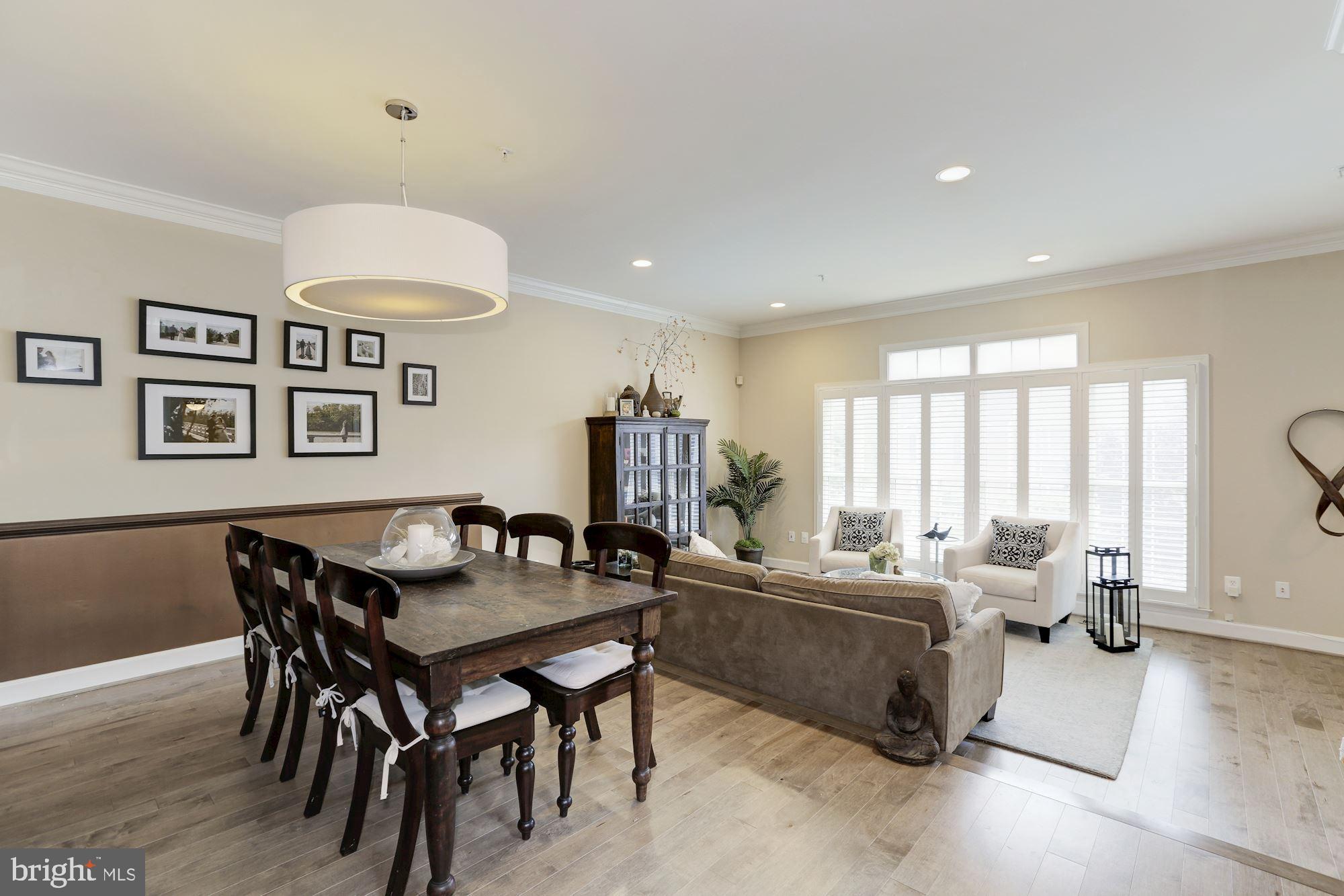 8532 Bells Ridge Terrace Potomac, MD 20854 - Photo 6 of 32 Main Level - Dining Room