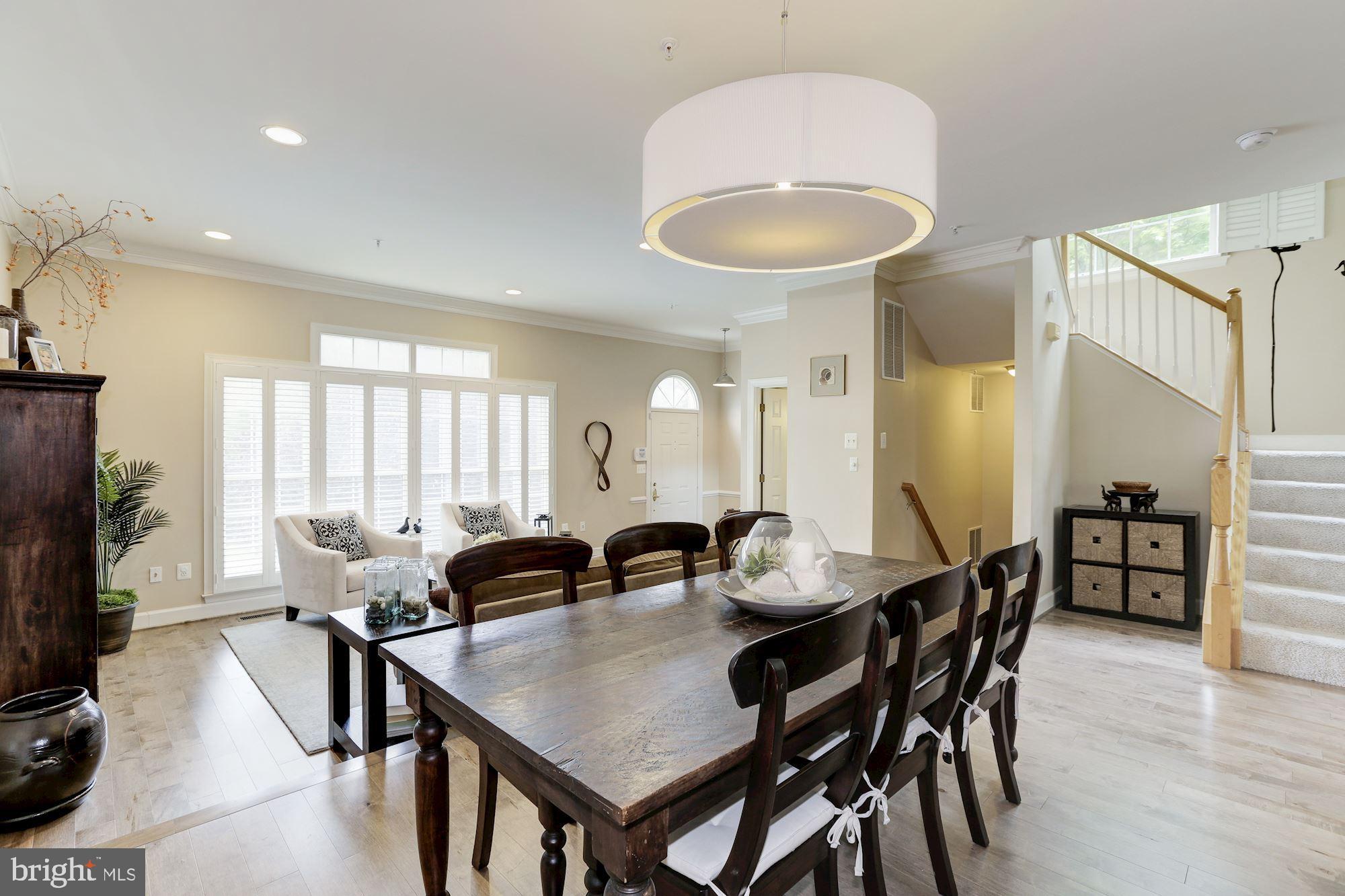 8532 Bells Ridge Terrace Potomac, MD 20854 - Photo 7 of 32 Main Level - Dining Room