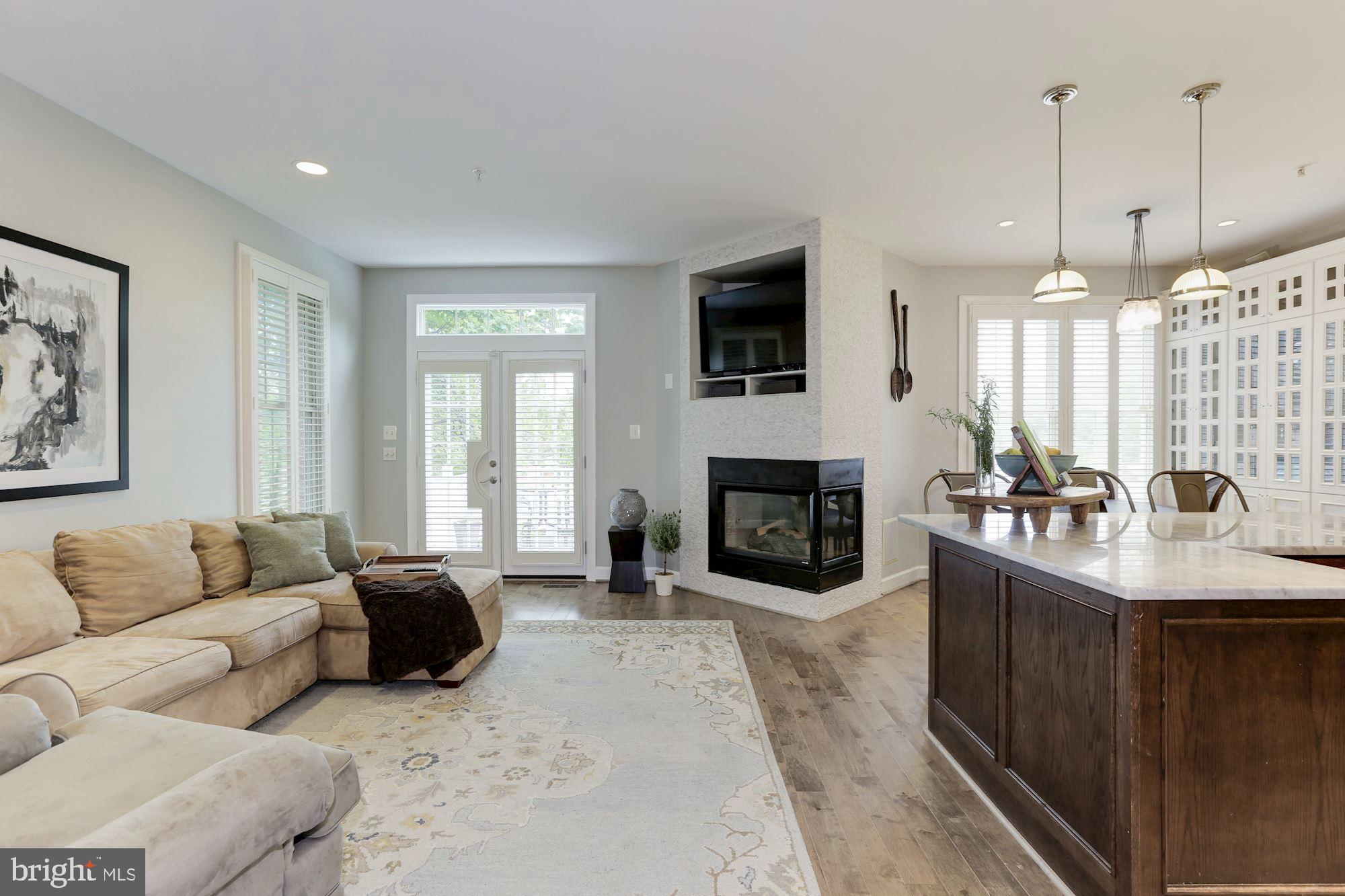 8532 Bells Ridge Terrace Potomac, MD 20854 - Photo 8 of 32 Main Level - Family Room