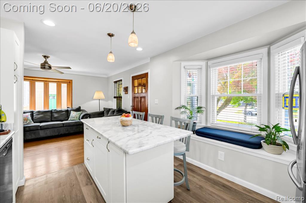 1009 Harvard Road Berkley, MI 48072 - Photo 8 of 44